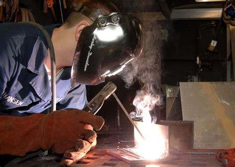 metal fabrication and welding courses|accredited welding course.